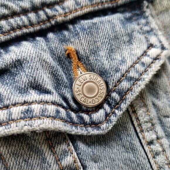 Levi's | Jean Jacket - Picture 5 of 10